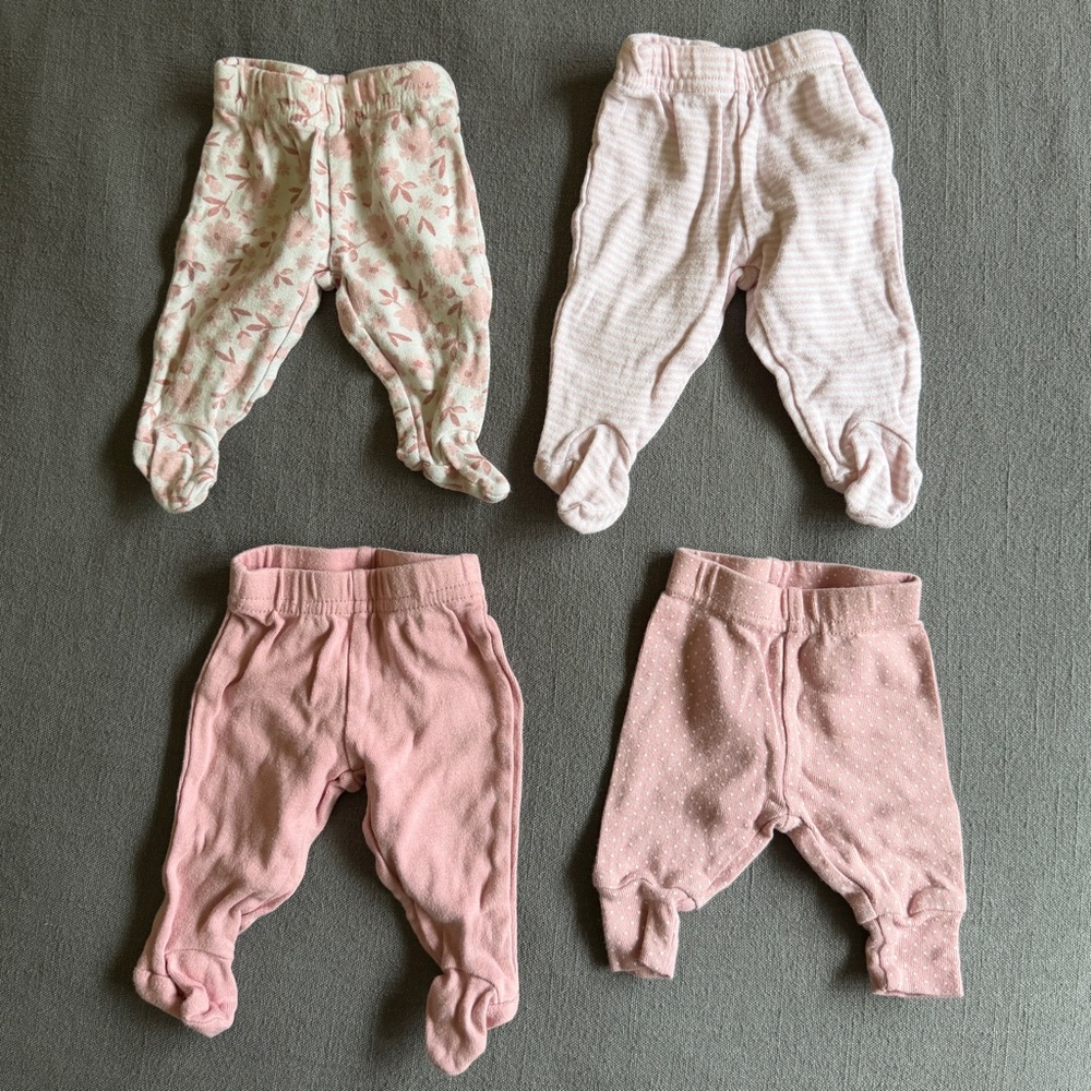 18pc Lot of Preemie Clothing - Picture 6 of 6